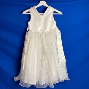 Girl’s white dress